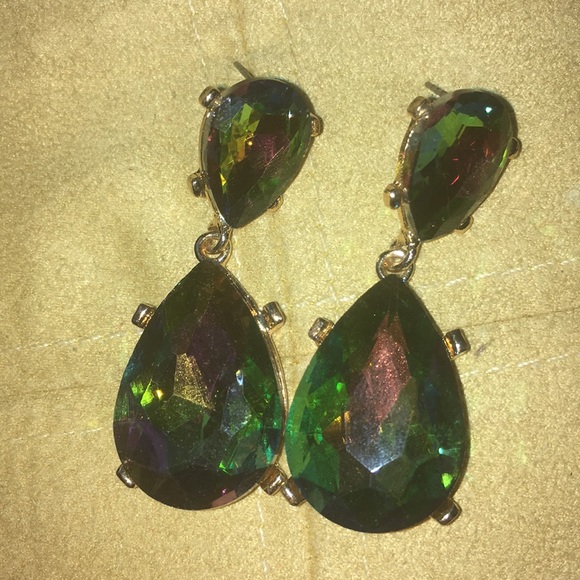 Tear Drop Crystal Earrings. - Picture 2 of 2
